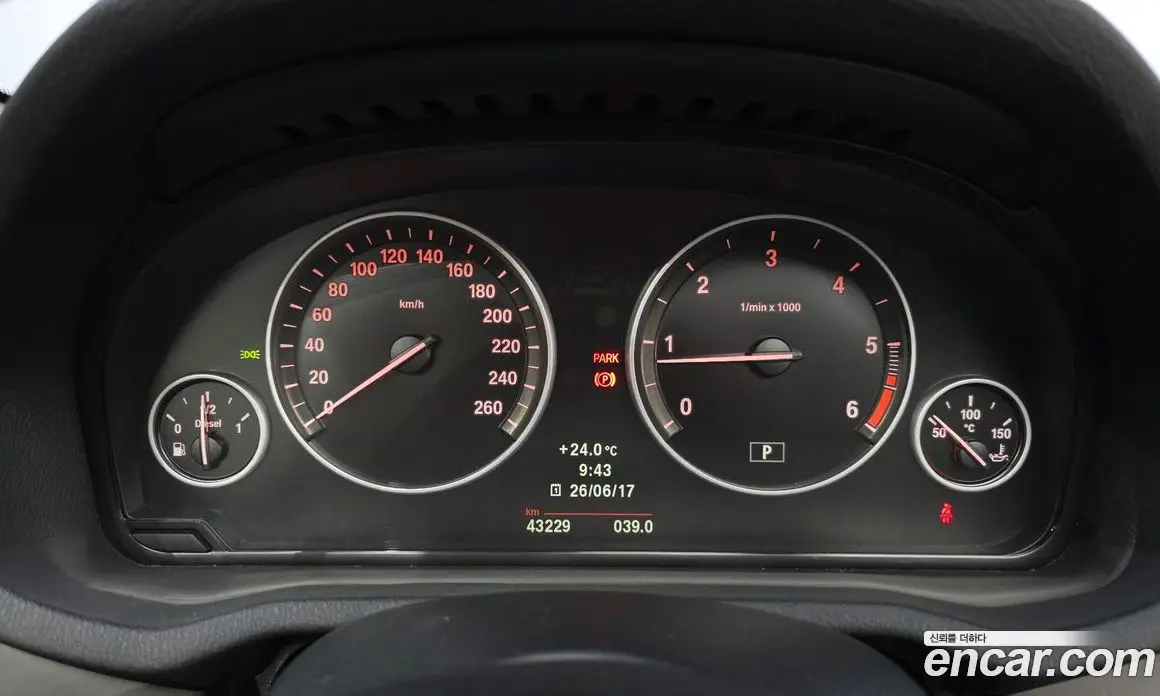 BMW X3 2012 2.0 автомат (гидро), фото 8