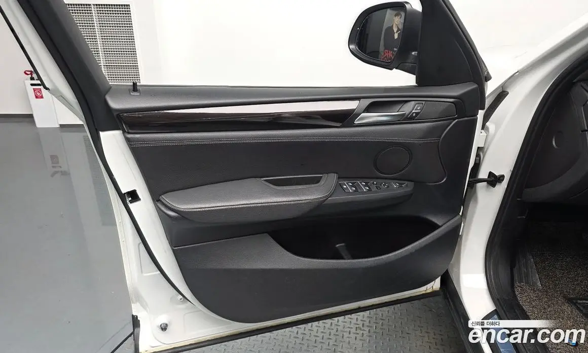 BMW X3 2015 2.0 автомат (гидро), фото 13