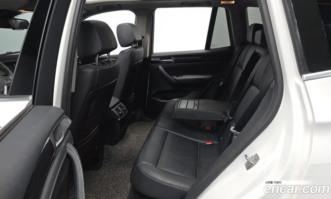 BMW X3 2015 2.0 автомат (гидро), фото 17