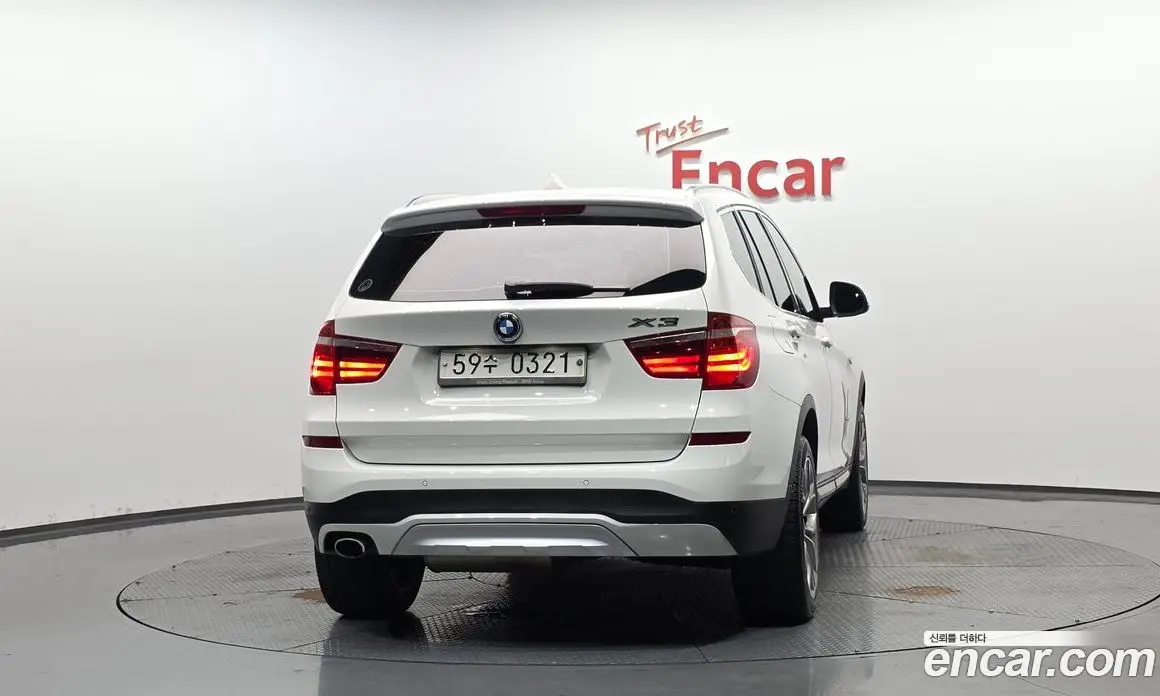 BMW X3 2015 2.0 автомат (гидро), фото 3
