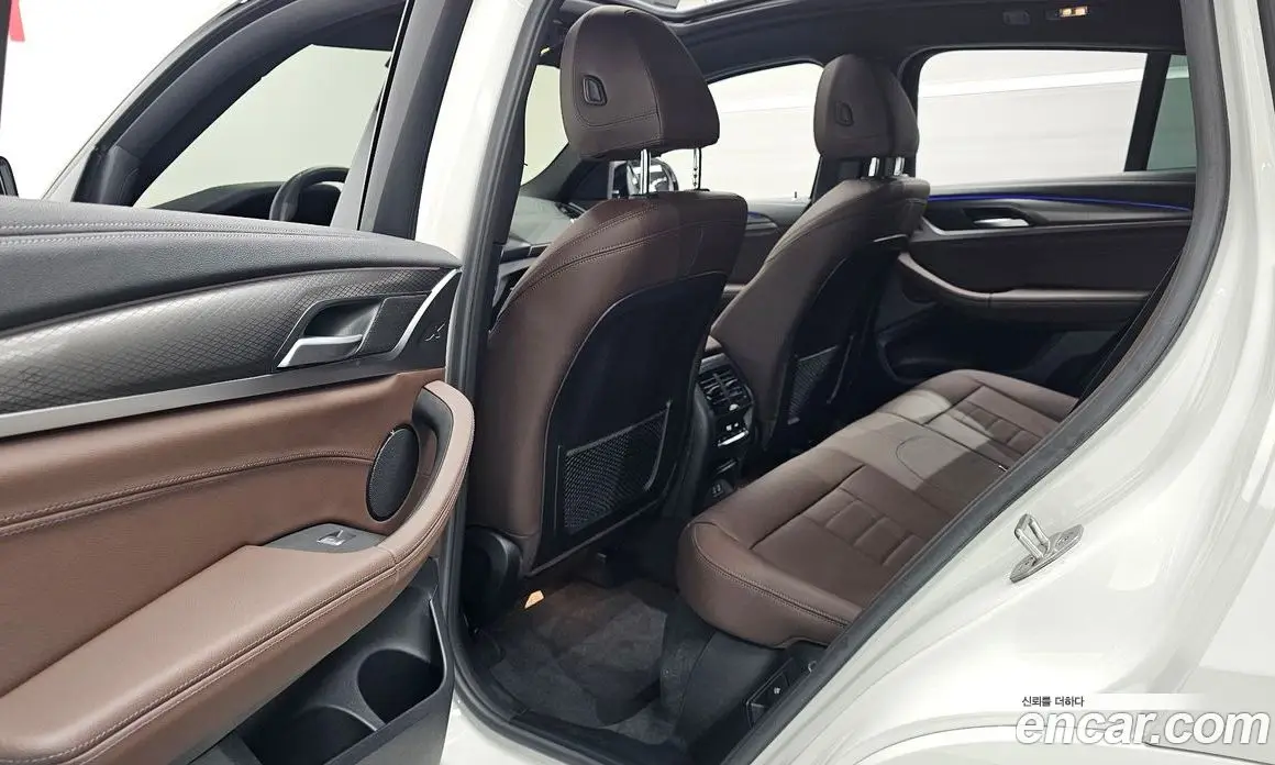 BMW X4 2024 2.0 автомат (гидро), фото 16