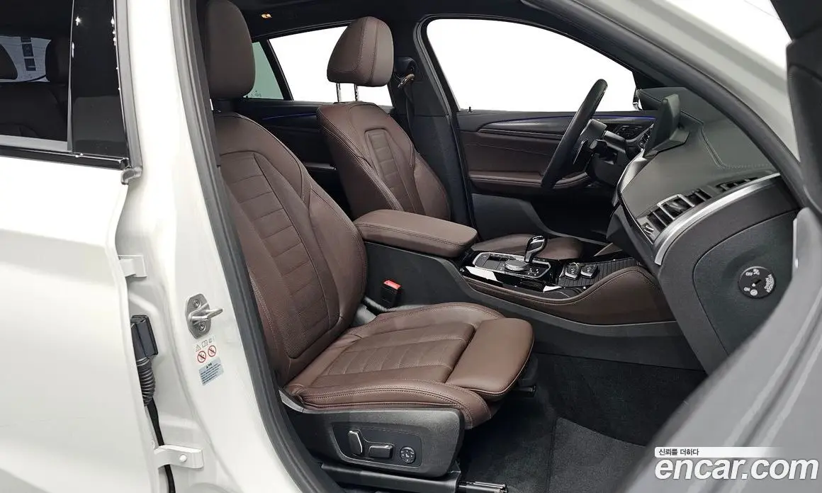 BMW X4 2024 2.0 автомат (гидро), фото 17