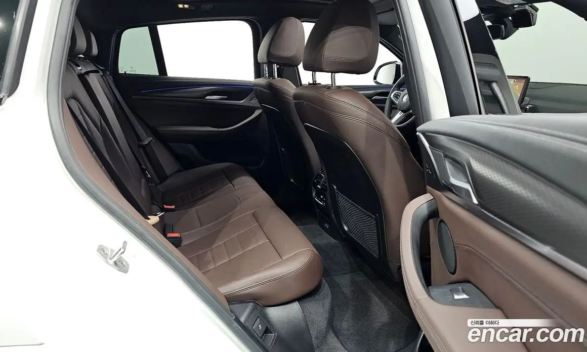 BMW X4 2024 2.0 автомат (гидро), фото 18