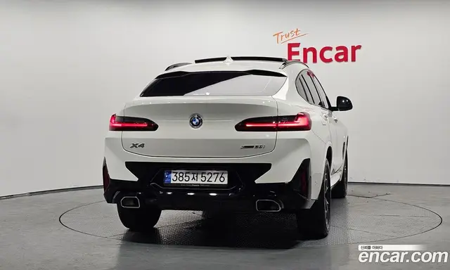 BMW X4 2024 2.0 автомат (гидро), миниатюра 4