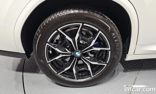 BMW X4 2024 2.0 автомат (гидро), миниатюра 5
