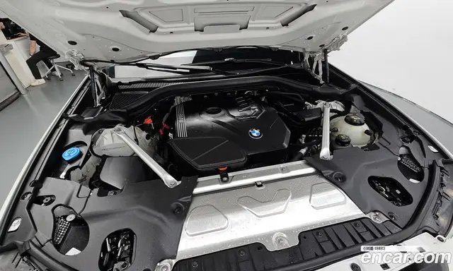 BMW X4 2024 2.0 автомат (гидро), миниатюра 6