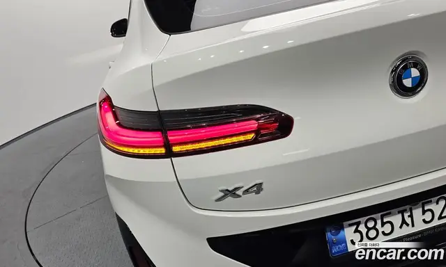 BMW X4 2024 2.0 автомат (гидро), миниатюра 9