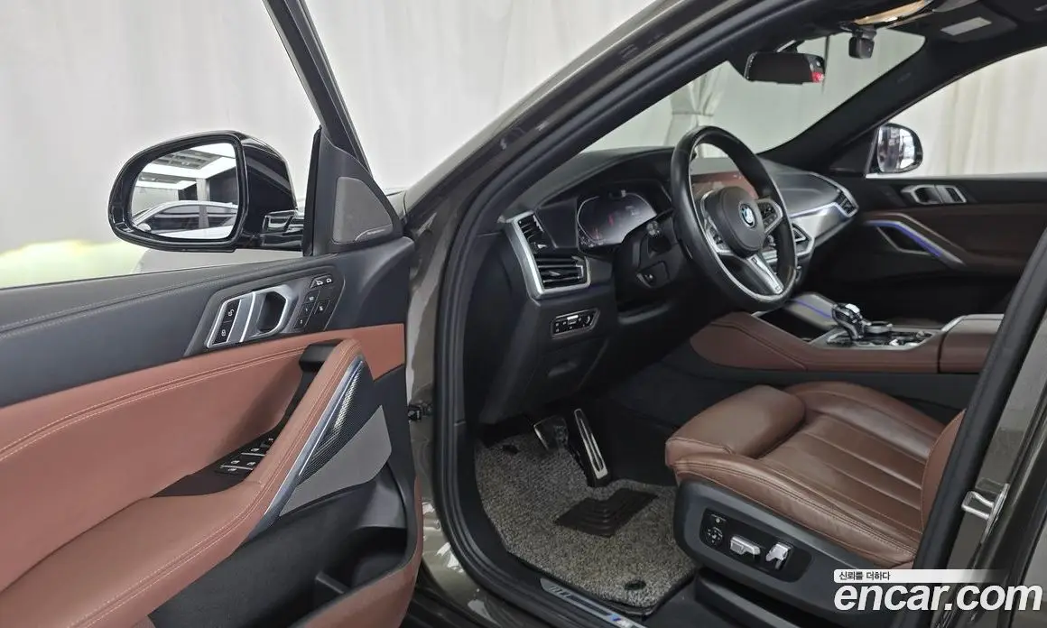 BMW X6 2021 3.0 автомат (гидро), фото 13