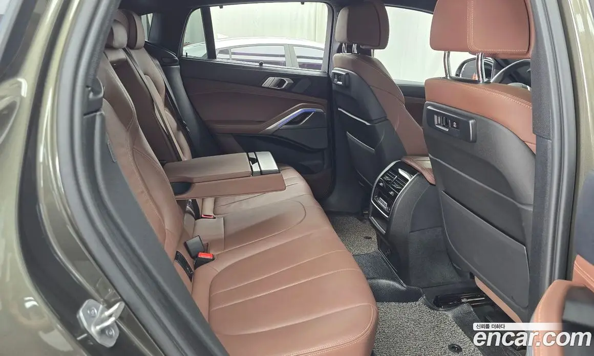BMW X6 2021 3.0 автомат (гидро), фото 17