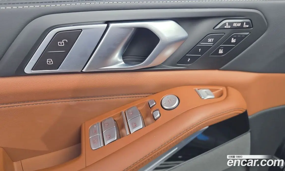 BMW X7 2024 3.0 автомат (гидро), фото 14