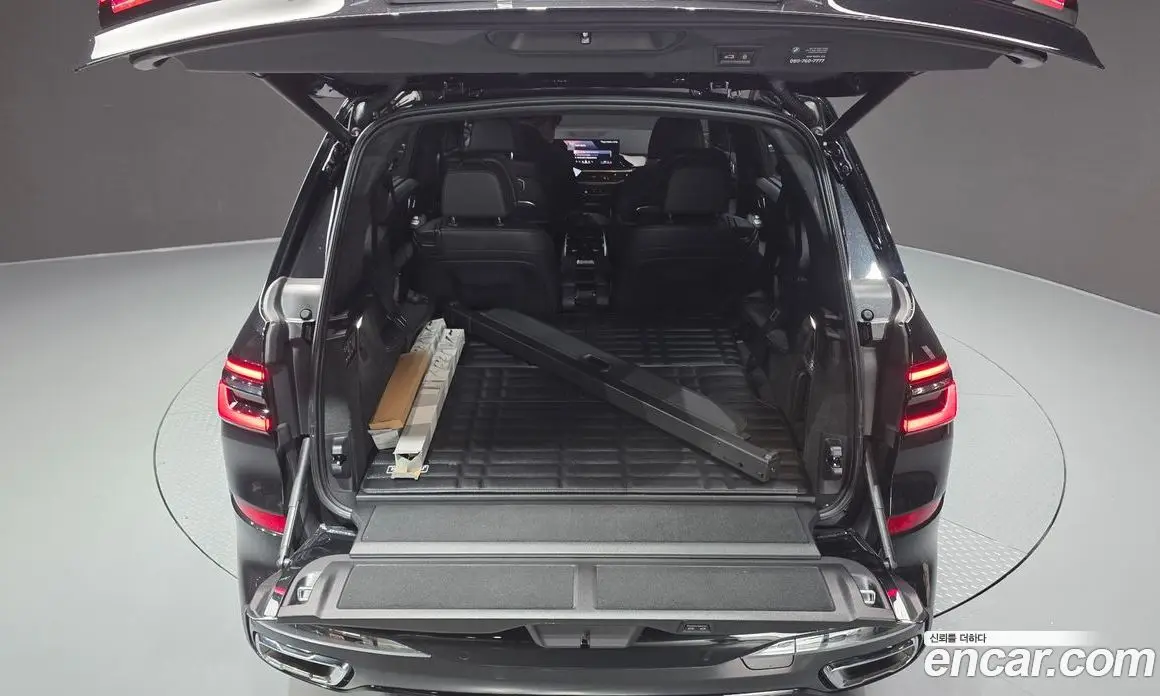 BMW X7 2024 3.0 автомат (гидро), фото 27