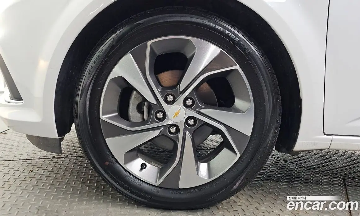 Chevrolet Aveo 2017 1.4 автомат (гидро), фото 5