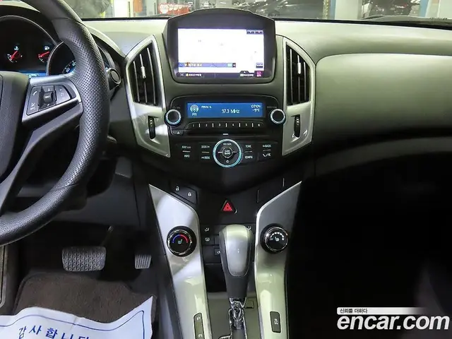 Chevrolet Cruze 2012 1.8 автомат (гидро), миниатюра 11