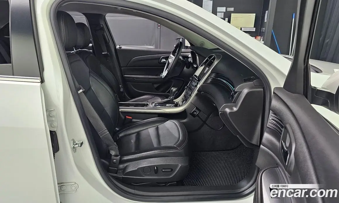 Chevrolet Malibu 2016 2.0 автомат (гидро), фото 12