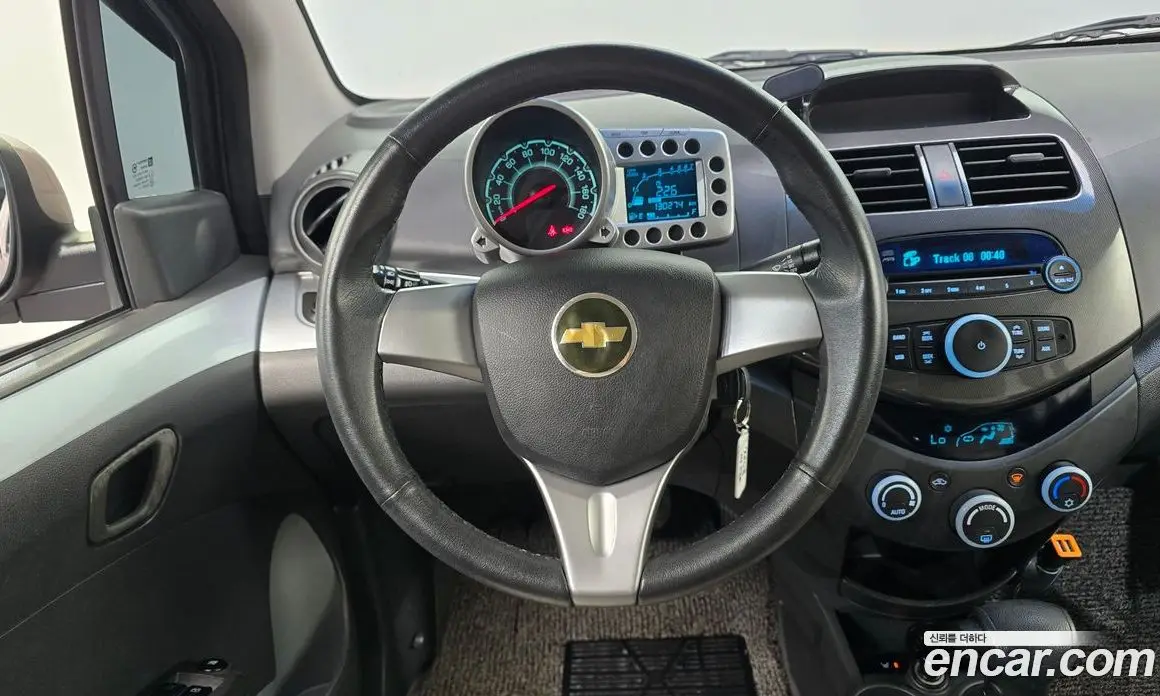 Chevrolet Matiz 2011 1.0 автомат (гидро), фото 13