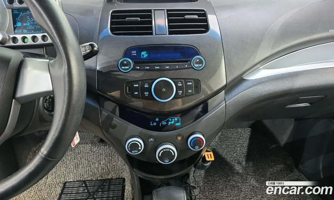 Chevrolet Matiz 2011 1.0 автомат (гидро), фото 14