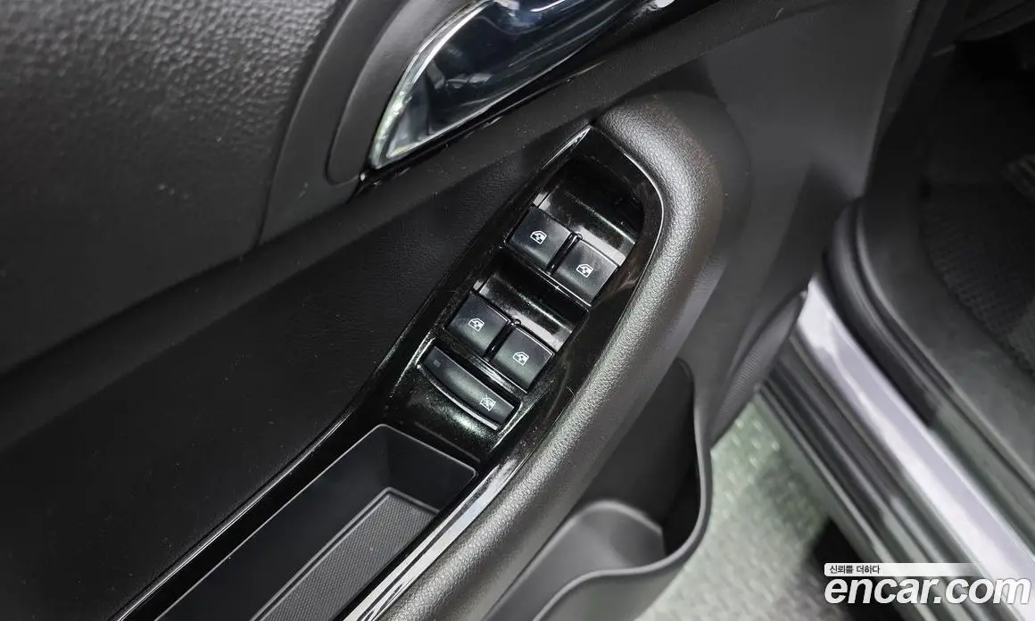 Chevrolet Orlando 2012 2.0 автомат (гидро), фото 19
