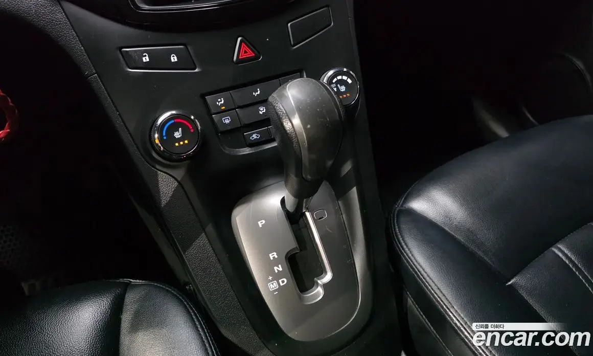Chevrolet Orlando 2012 2.0 автомат (гидро), фото 9