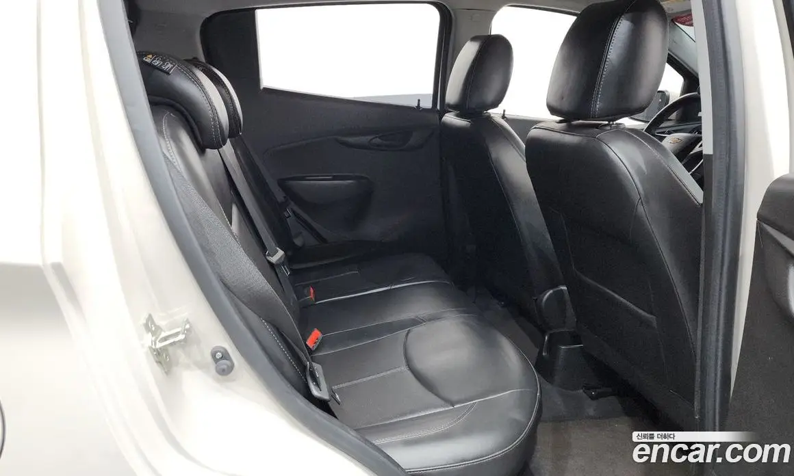 Chevrolet Spark 2016 1.0 автомат (гидро), фото 17