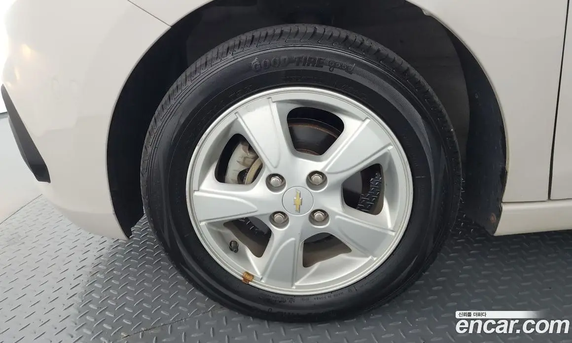 Chevrolet Spark 2016 1.0 автомат (гидро), фото 5