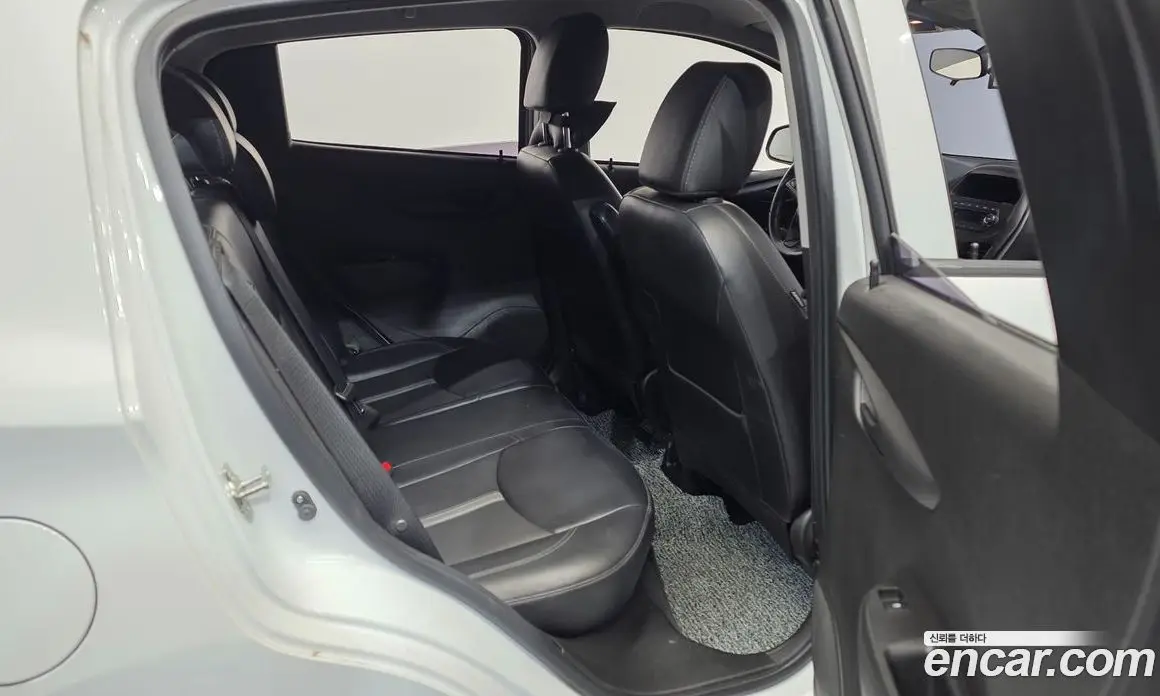 Chevrolet Spark 2018 1.0 автомат (гидро), фото 12