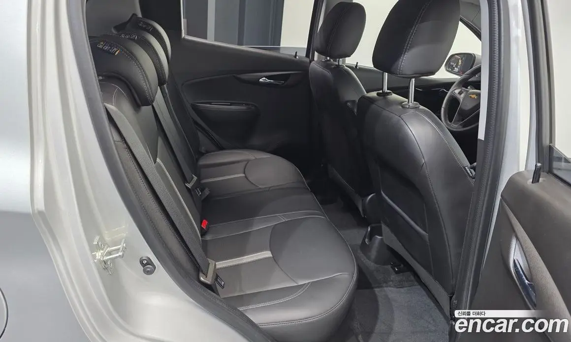 Chevrolet Spark 2021 1.0 автомат (гидро), фото 17