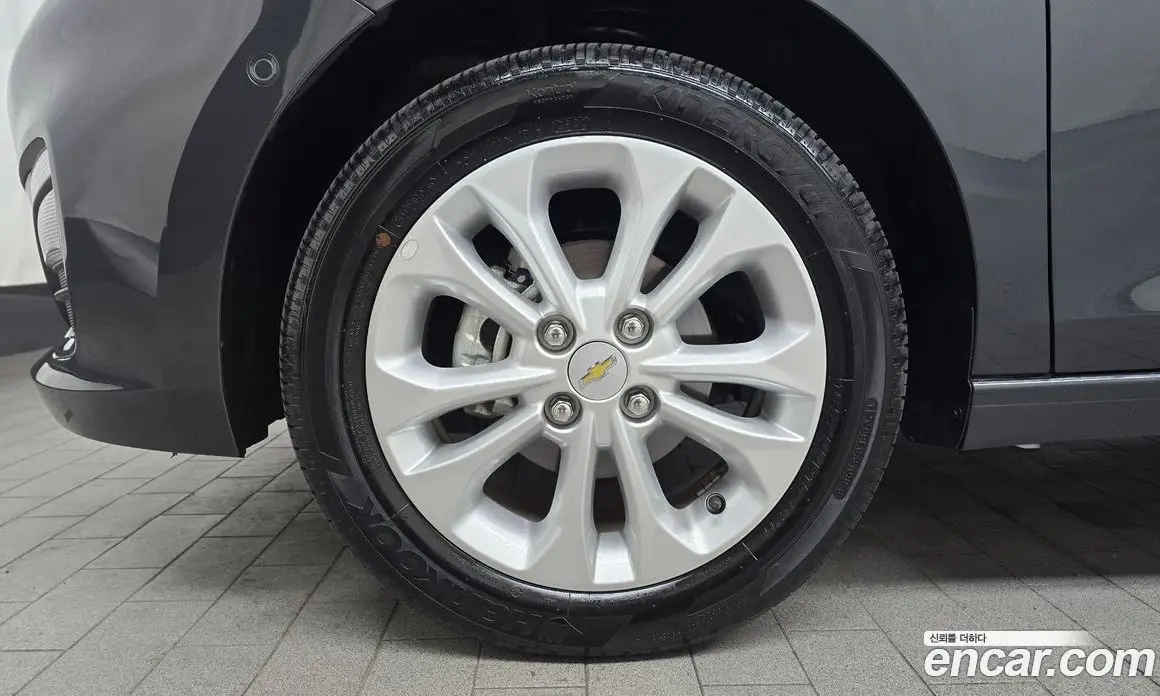Chevrolet Spark 2022 1.0 автомат (гидро), фото 5