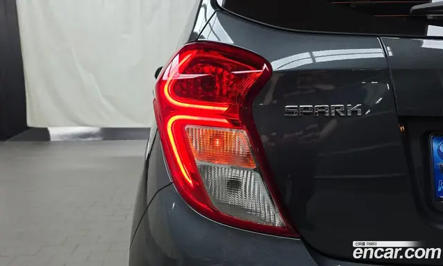 Chevrolet Spark 2022 1.0 автомат (гидро), миниатюра 9