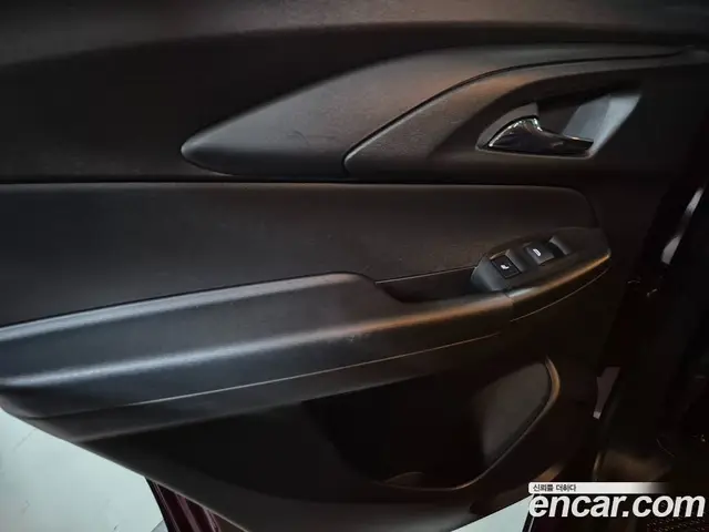 Chevrolet TrailBlazer 2021 1.3 автомат (гидро), миниатюра 9