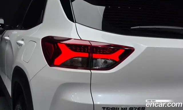 Chevrolet TrailBlazer 2022 1.3 автомат (гидро), миниатюра 9