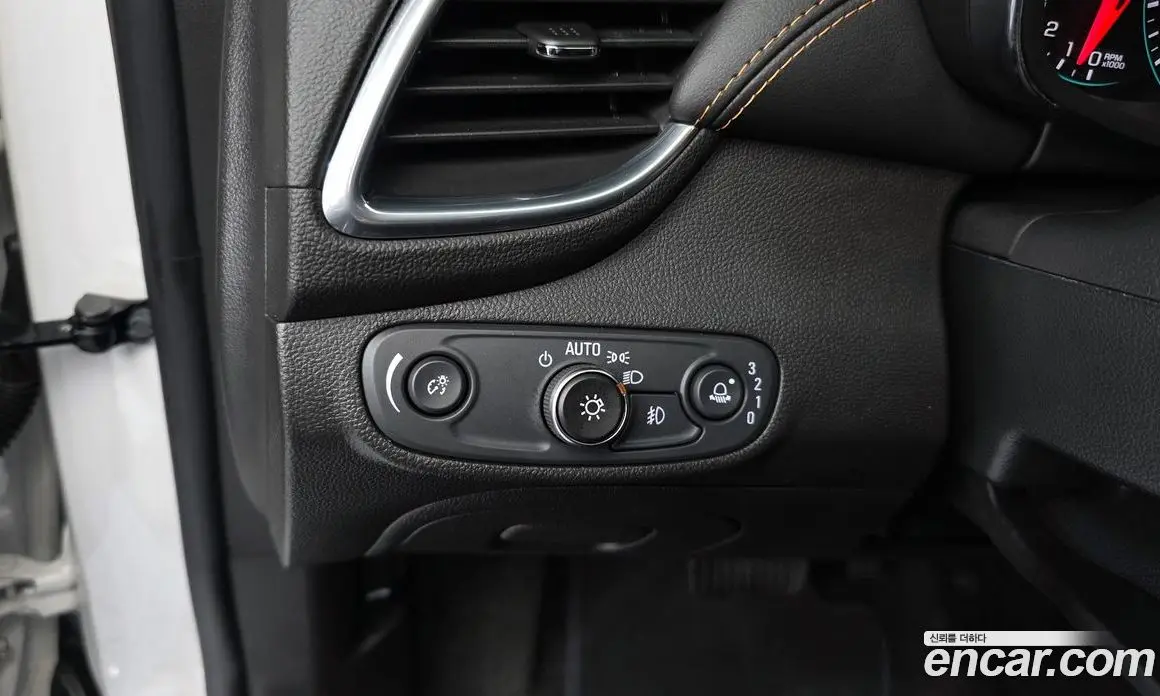 Chevrolet Trax 2020 1.4 автомат (гидро), фото 25