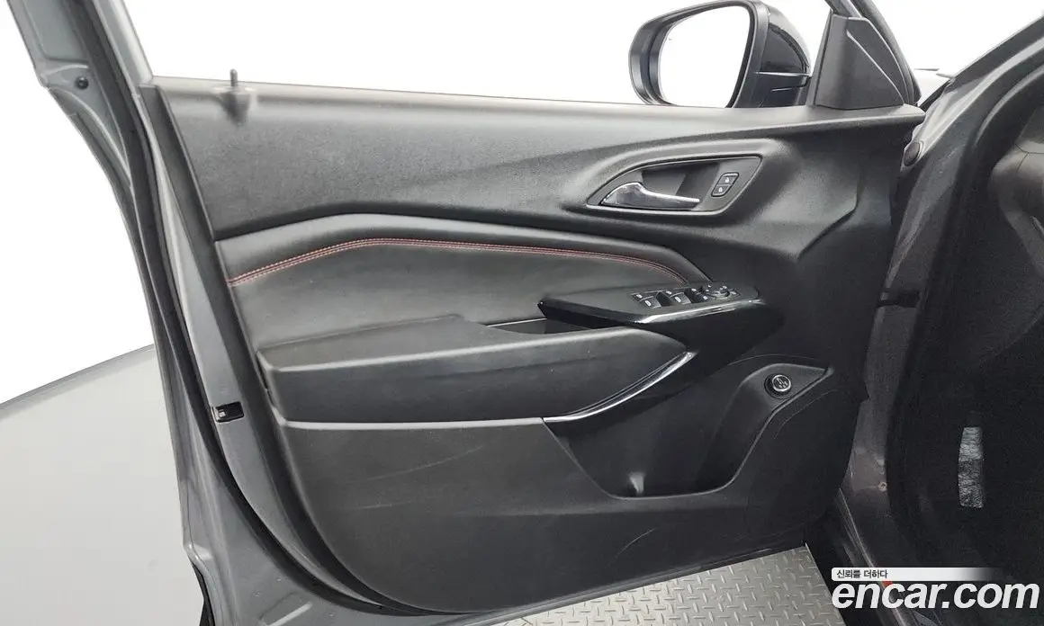 Chevrolet Trax 2024 1.2 автомат (гидро), фото 14