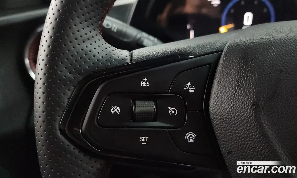 Chevrolet Trax 2024 1.2 автомат (гидро), фото 23