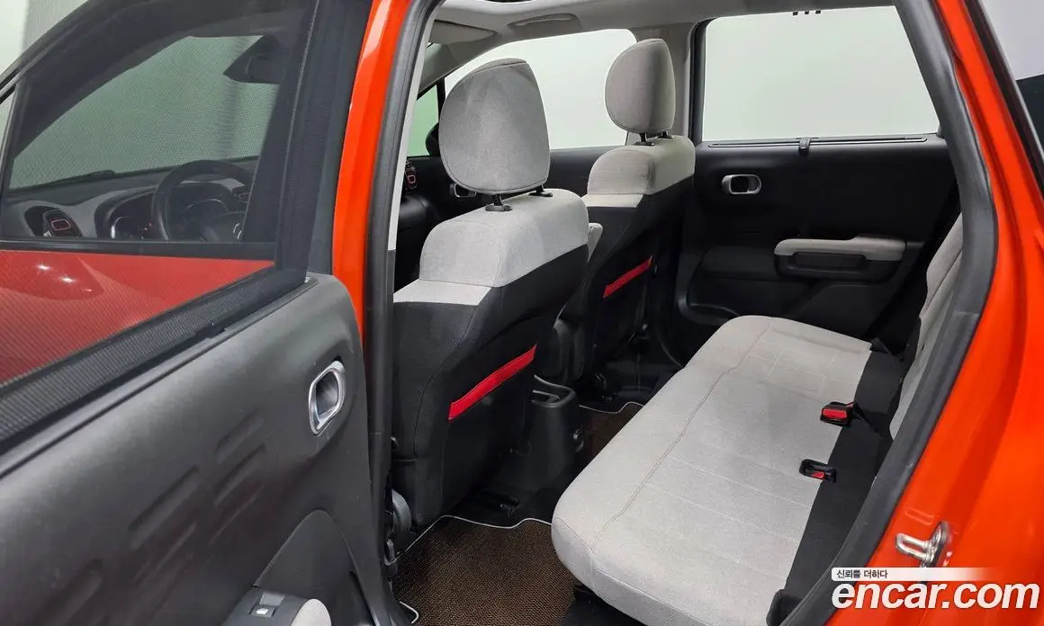 Citroen C3 Aircross 2019 1.5 автомат (гидро), фото 18 Citroen C3 Aircross 2019 1.5 автомат (гидро), фото 18