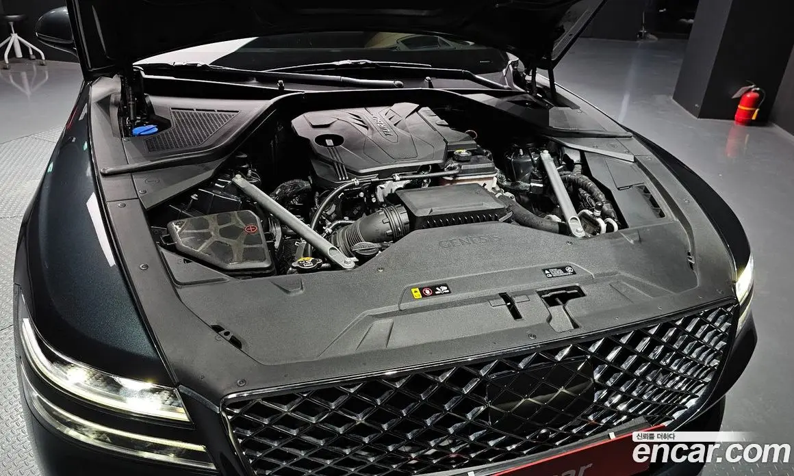 Genesis G80 2023 2.5 автомат (гидро), фото 6