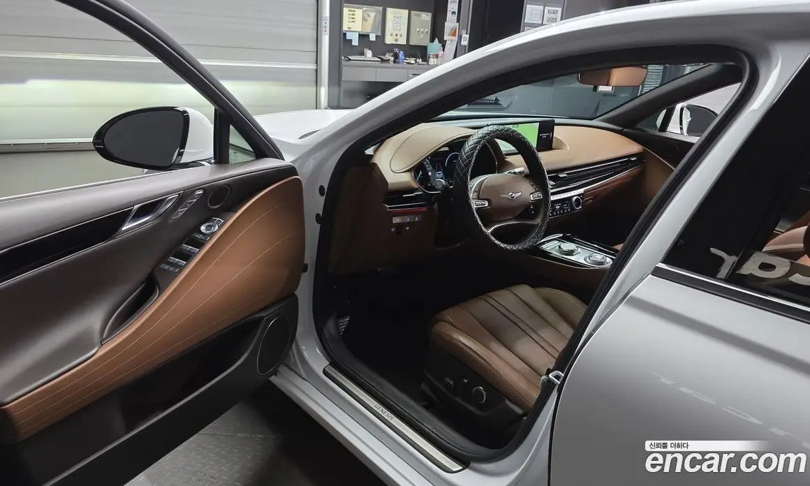 Genesis G80 2023 2.5 автомат (гидро), фото 13
