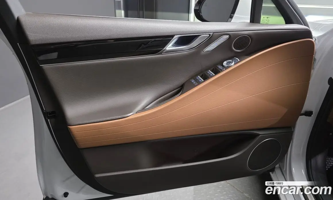Genesis G80 2023 2.5 автомат (гидро), фото 14