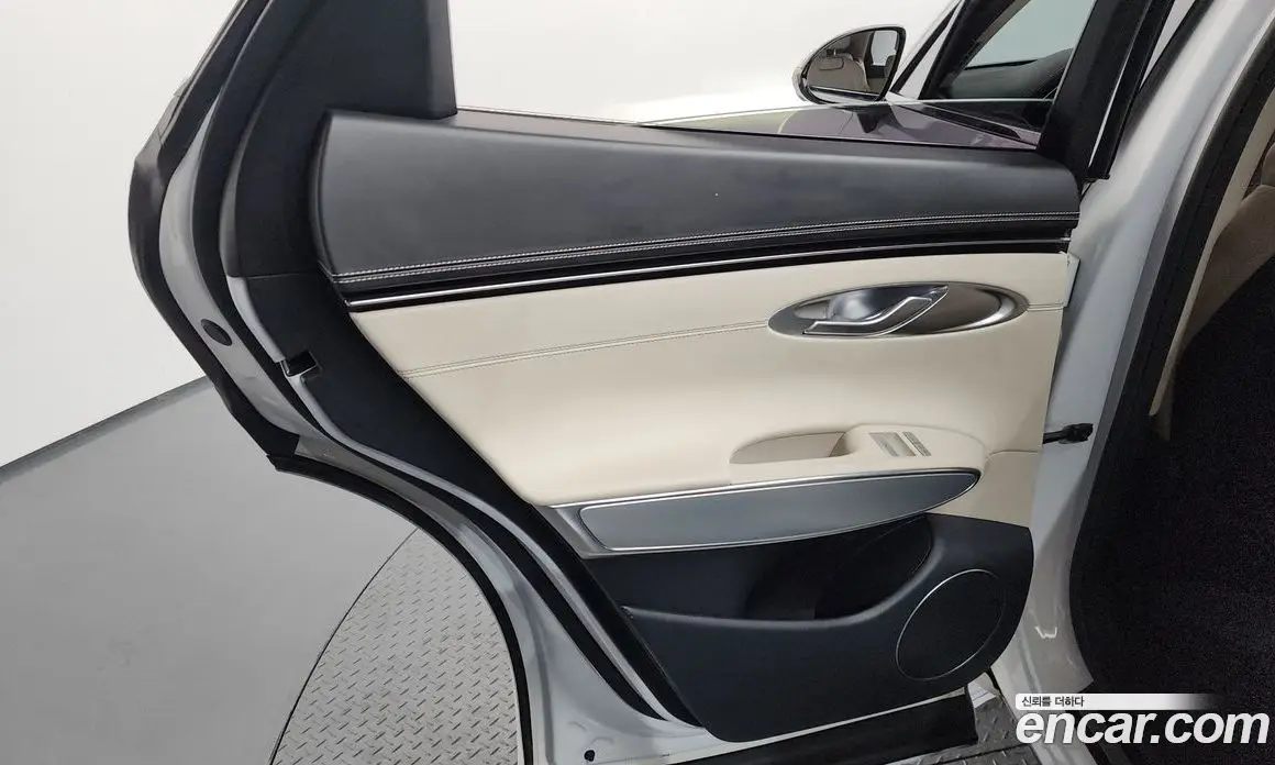 Genesis GV70 2021 2.5 автомат (гидро), фото 15