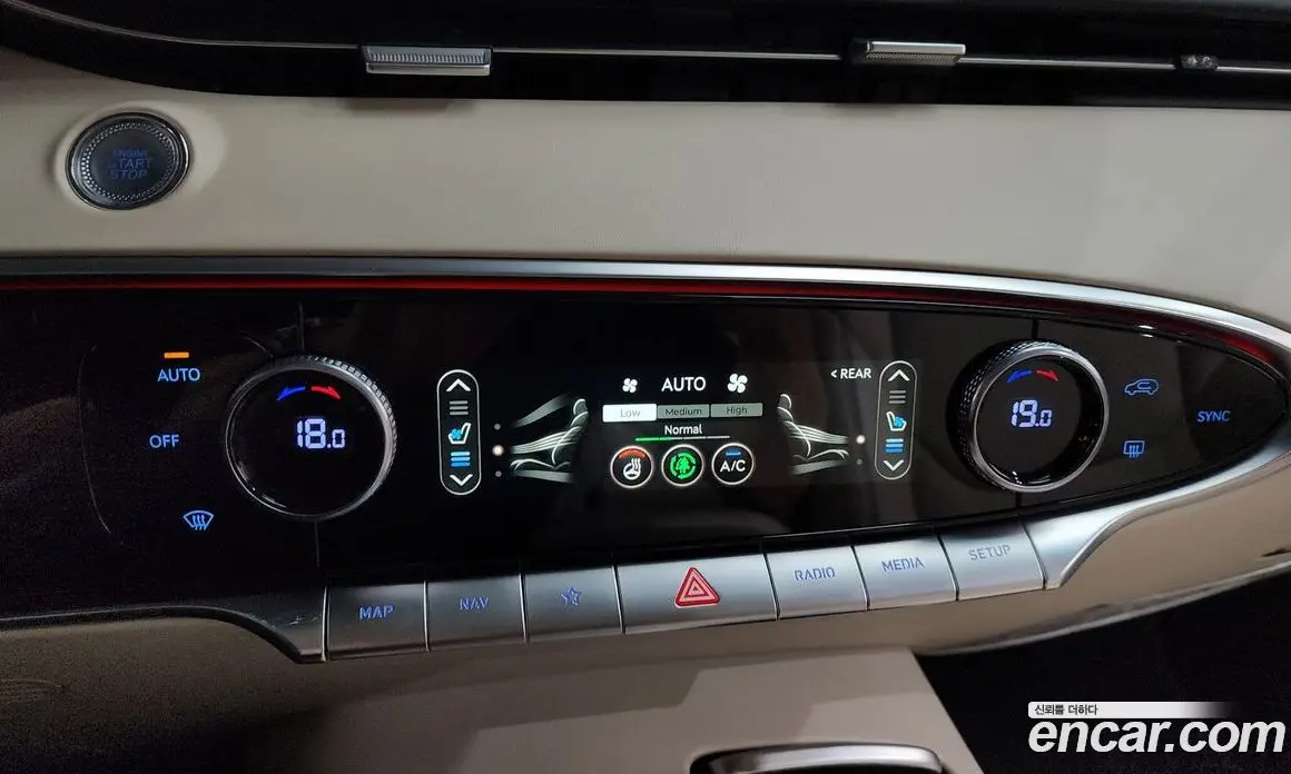 Genesis GV70 2021 2.5 автомат (гидро), фото 32