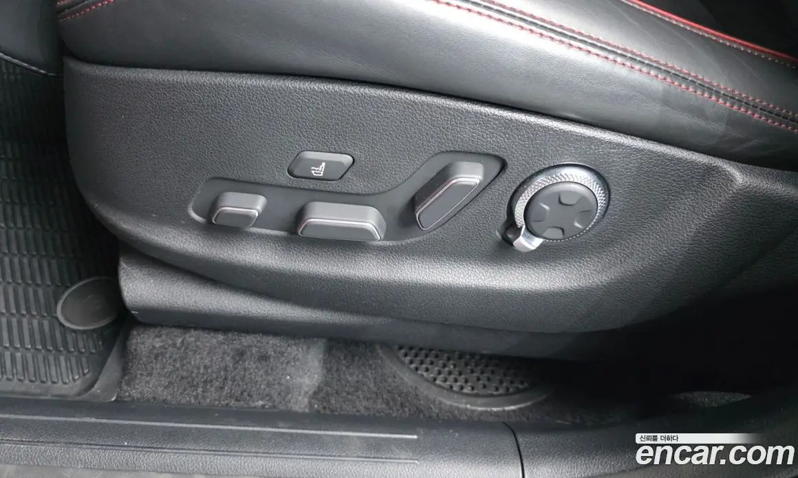 Genesis GV70 2021 2.5 автомат (гидро), фото 33