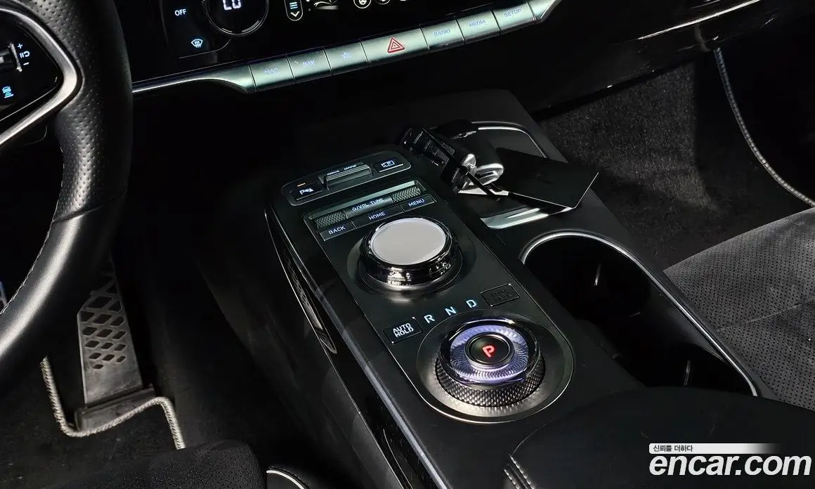 Genesis GV70 2021 2.5 автомат (гидро), фото 11