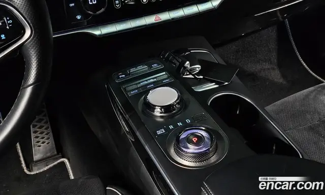 Genesis GV70 2021 2.5 автомат (гидро), миниатюра 11