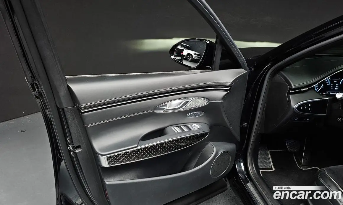 Genesis GV70 2021 2.5 автомат (гидро), фото 13