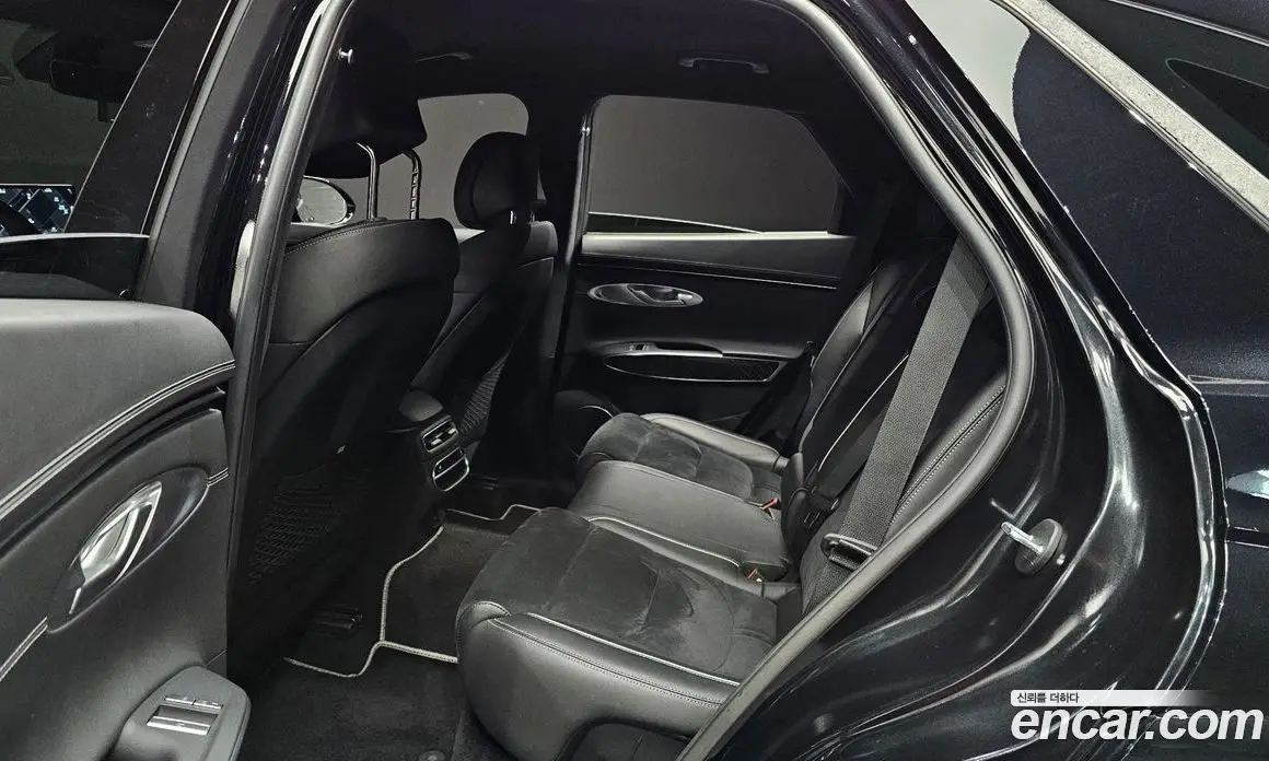 Genesis GV70 2021 2.5 автомат (гидро), фото 16