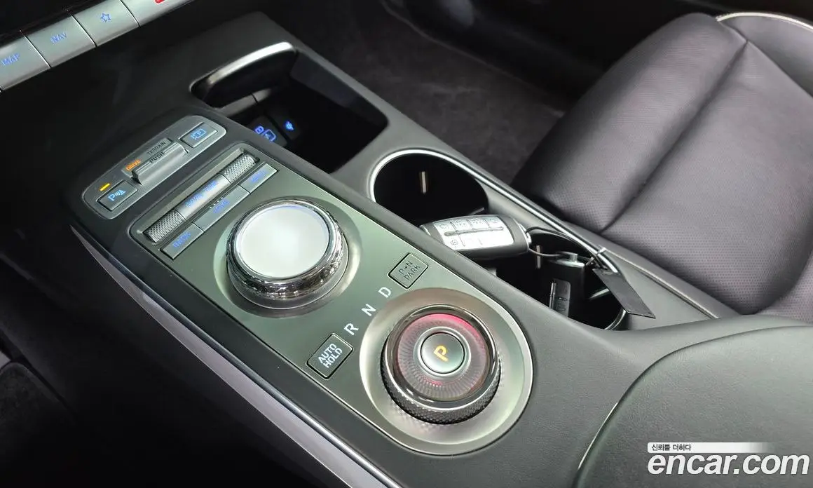 Genesis GV70 2022 0.1 автомат (гидро), фото 12
