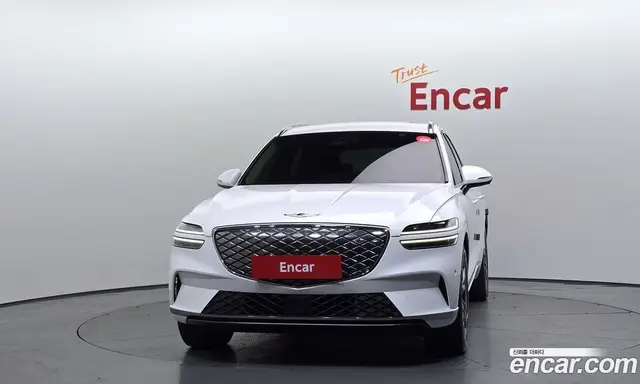 Genesis GV70 2022 0.1 автомат (гидро), миниатюра 3
