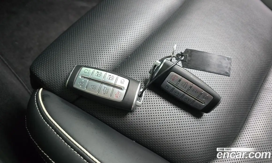 Genesis GV70 2022 0.1 автомат (гидро), фото 22