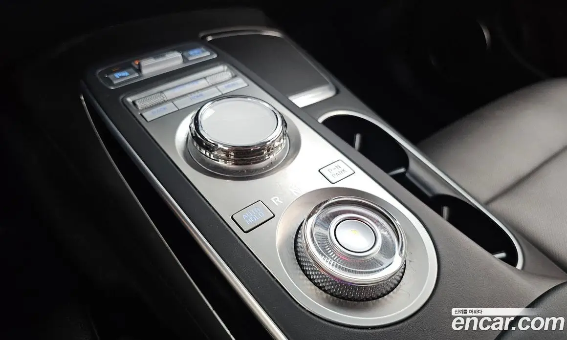 Genesis GV70 2022 2.5 автомат (гидро), фото 12