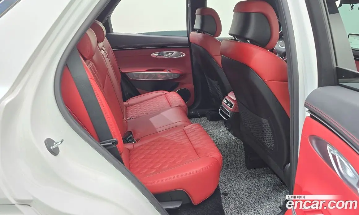 Genesis GV70 2023 2.5 автомат (гидро), фото 17