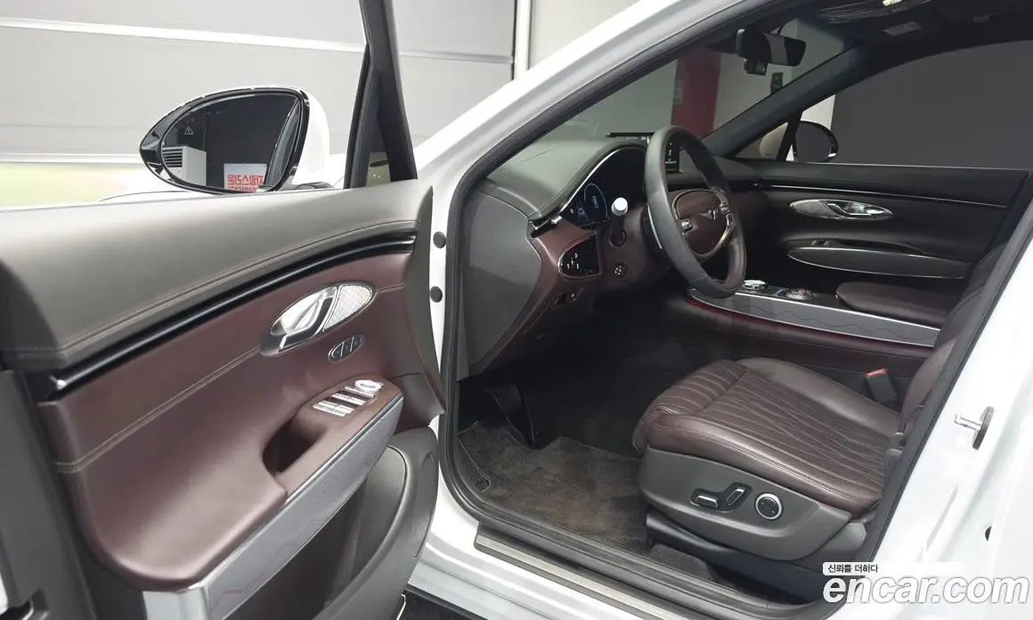 Genesis GV70 2024 2.5 автомат (гидро), фото 10